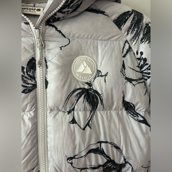 Maloja Light Down Ski ‘ChampeschM’ Jacket- Haze Winter Rose, Size XS - Picture 3 of 7